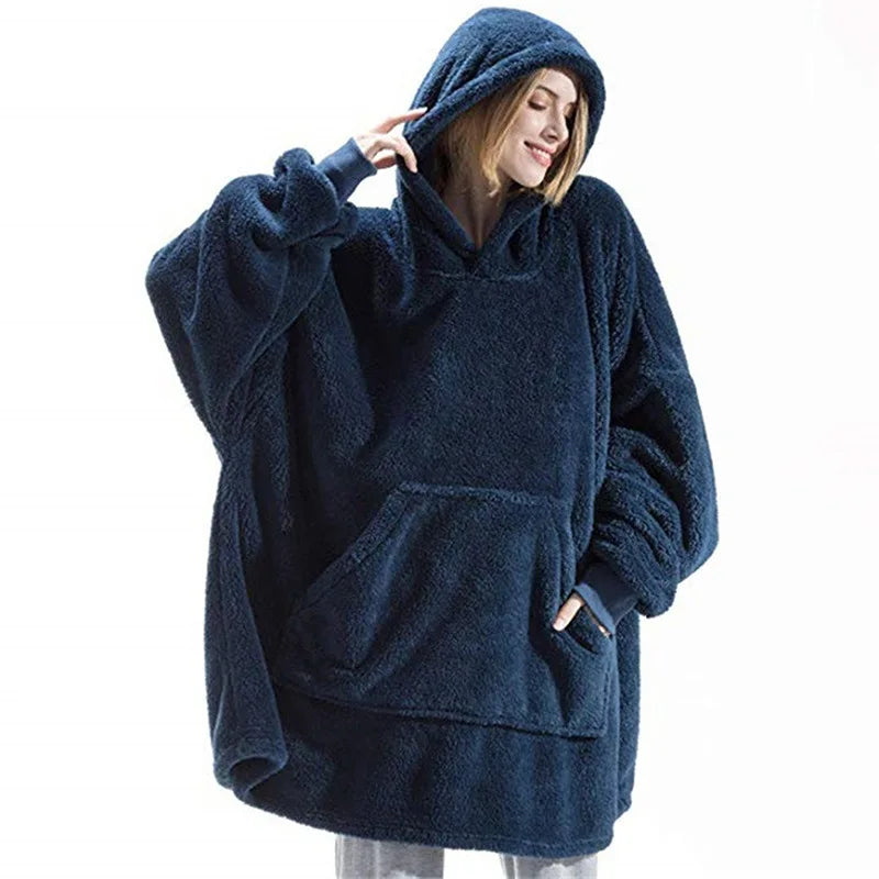 Oversized Fleece Hoodie Blanket for Winter Comfort